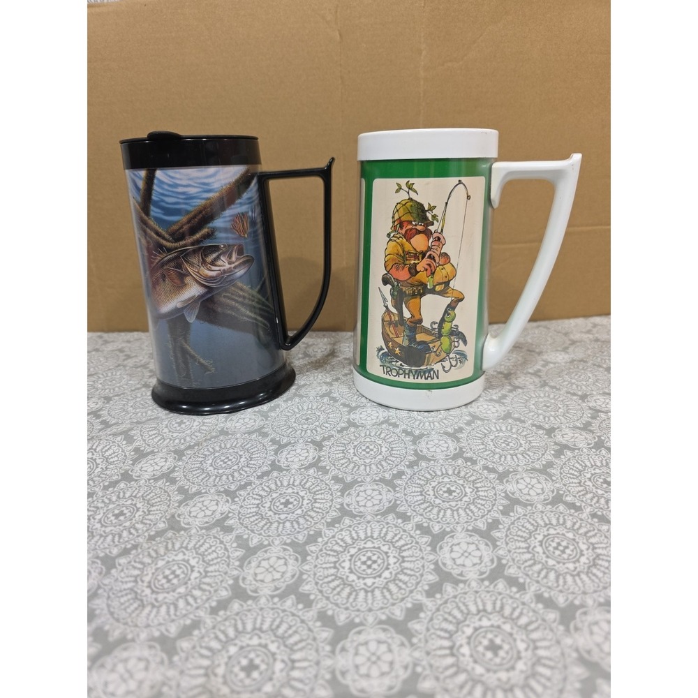 Lot of 2 Vintage Fishing‎ Mugs Thermoserve Largemouth Bass Troutman Bassman